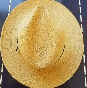 SAN FRANCISCO HAT CO.

Folding Panama Straw Fedora